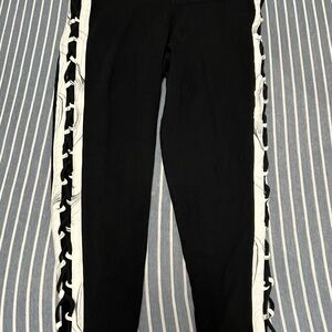 PINK Victoria's Secret Black and White Leggings